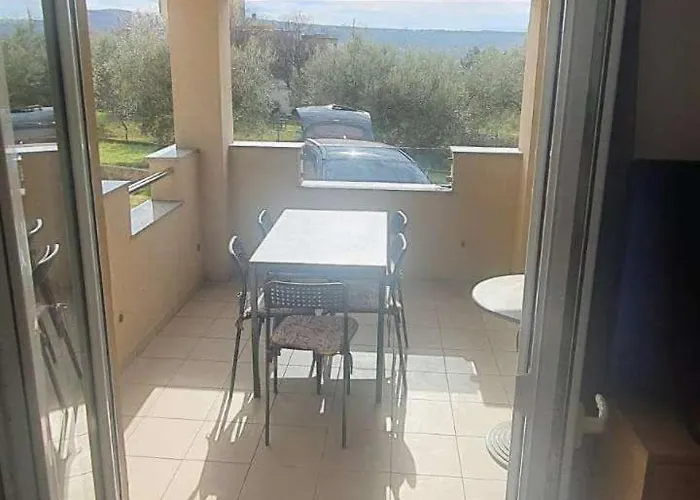 With Parking Space Rovanjska, Paklenica - 22260 Lägenhet *